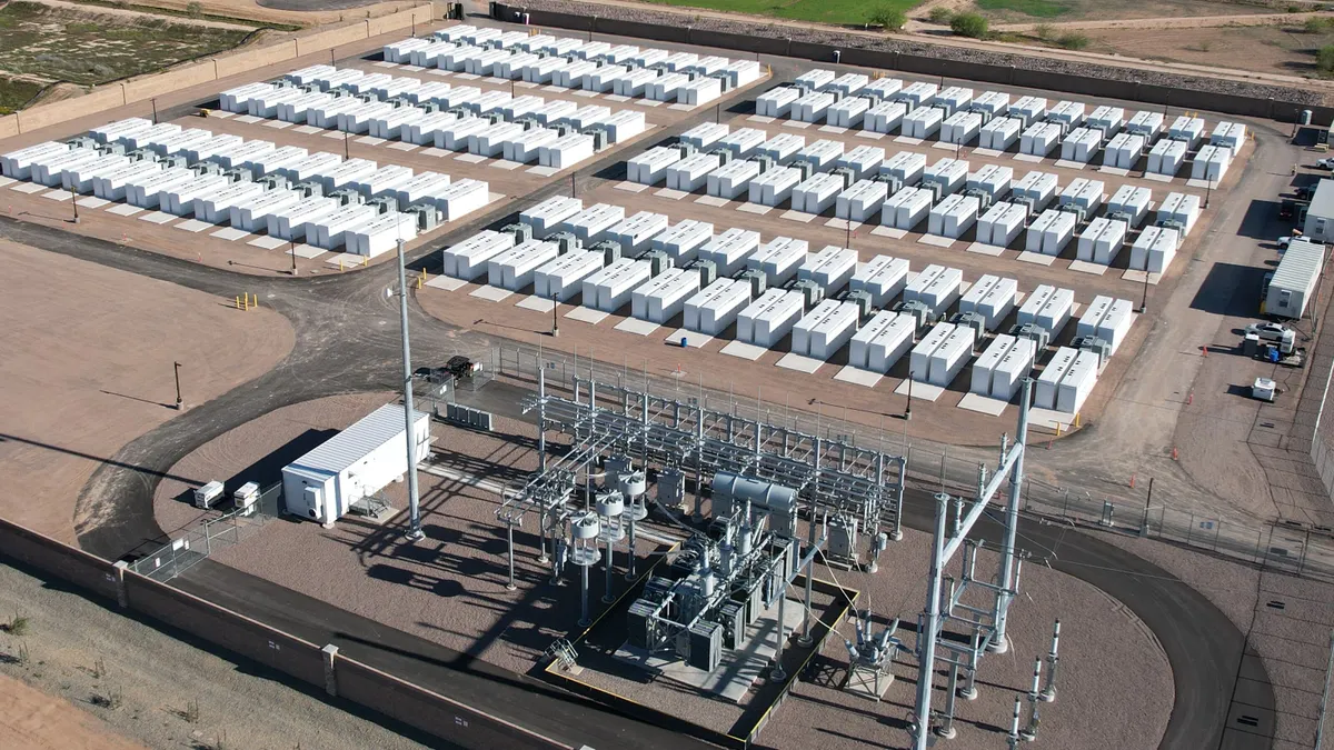 Large scale battery storage